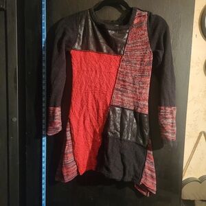 Stye & Company petite red and black sweater, size PP